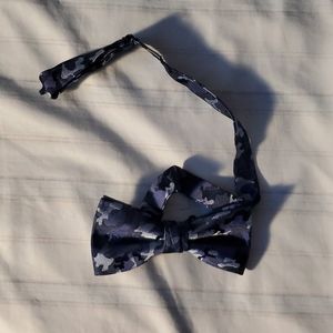 Blue Camo Clip On Bowtie
